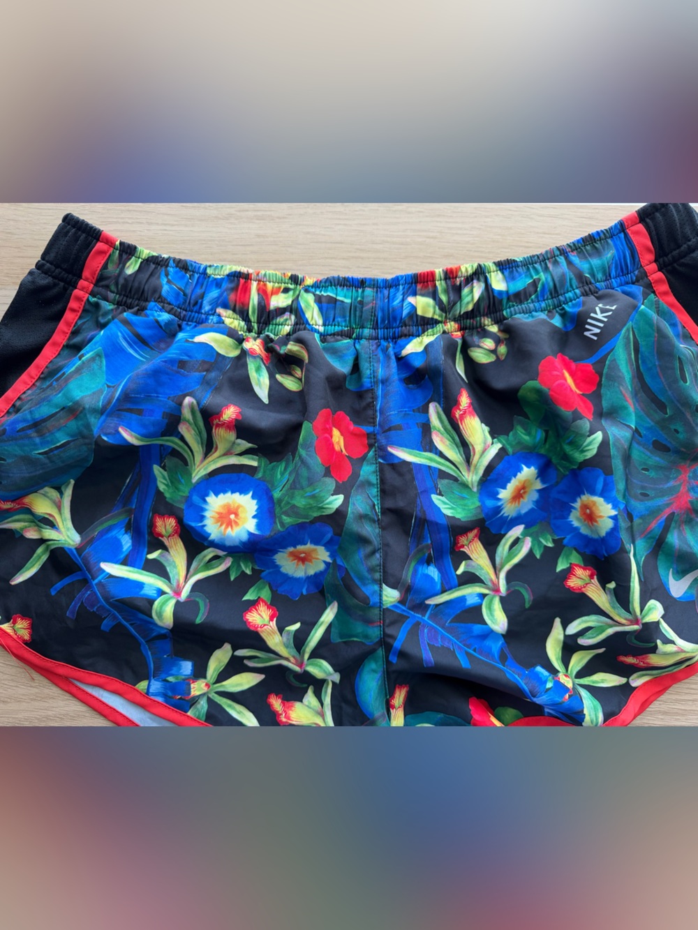 Nike Dr-Fit XL Tropical Floral Running Shorts w/ Red Trim - Picture 4 of 11